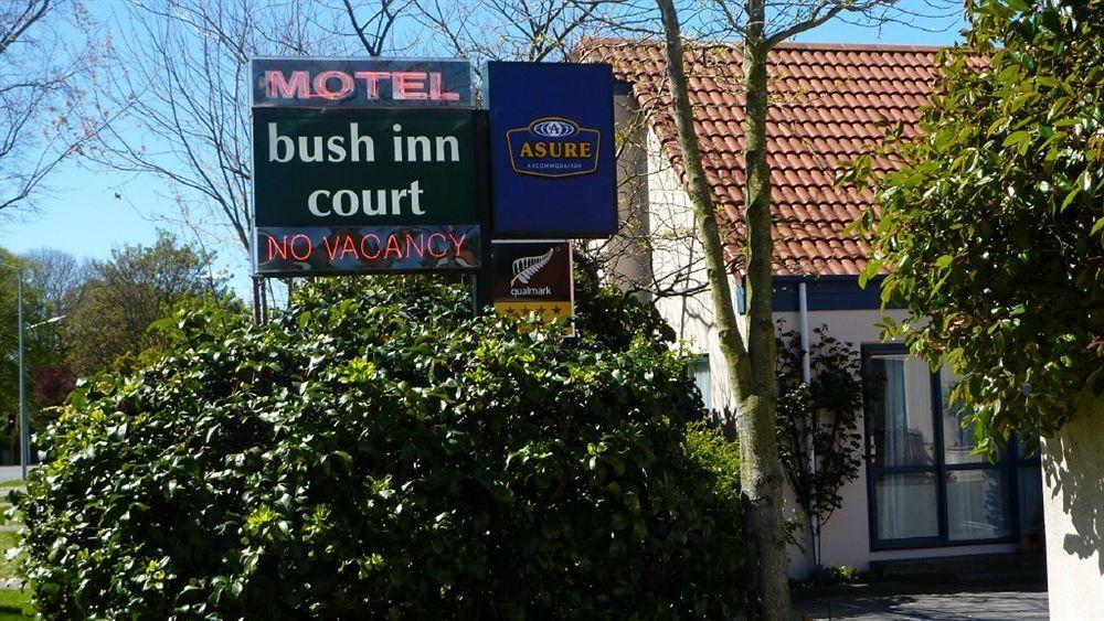 Bush Court 4*